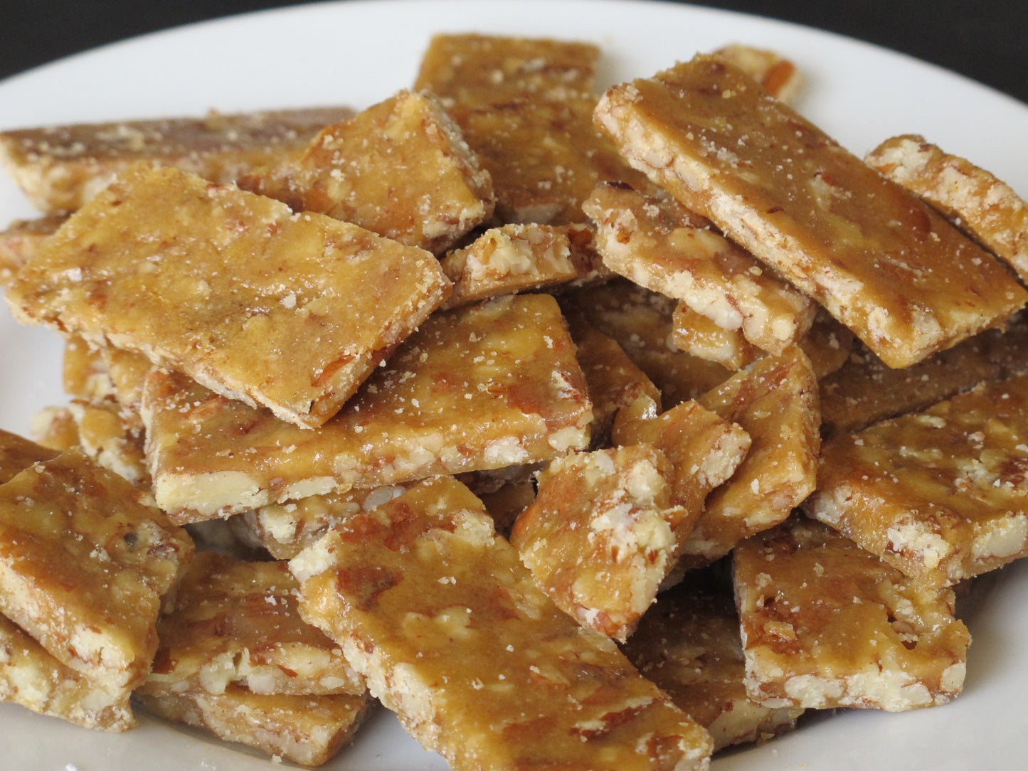 Southern Yum Pecan Brittle Bars